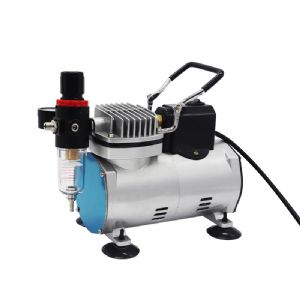 TC-18F Royalmax 带风扇的活塞式微型空气压缩机